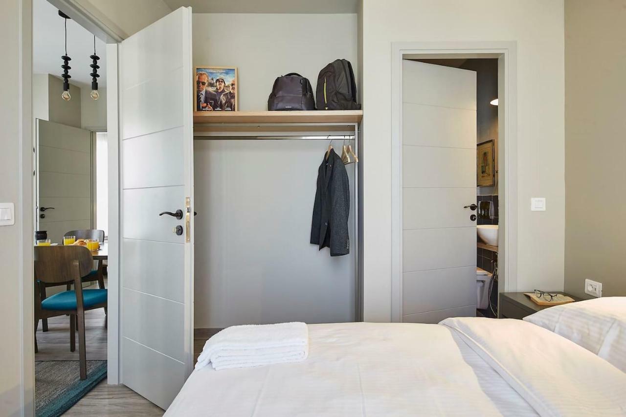Spacious Suite W. Huge Balcony + Acropolis View Atene Esterno foto